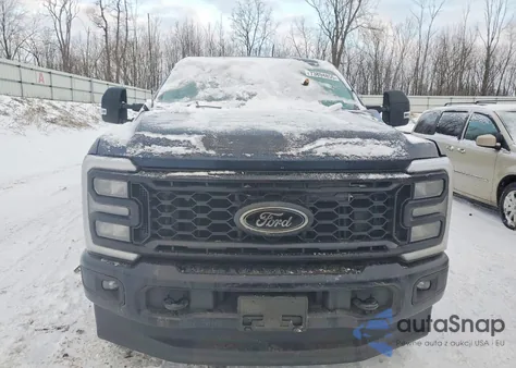 2025 Ford F250 Super Duty z USA, uszkodzony, nr VIN 1FT8W2BA8SEC31897